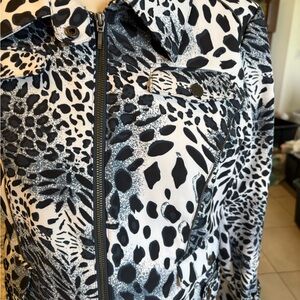 Chic Black and White Patterned Jean Jacket